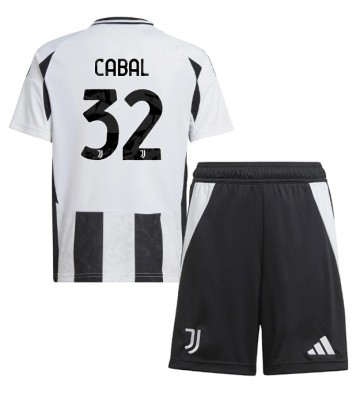 Juventus Juan Cabal #32 Hemmakläder Barn 2024-25 Kortärmad (+ Korta byxor)